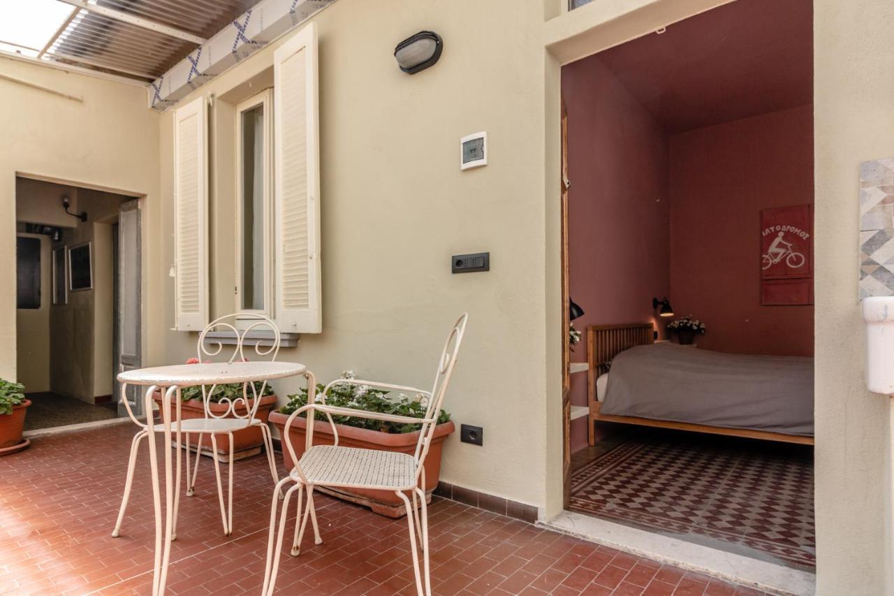 La Locanda Del Teatro Milan Luaran gambar