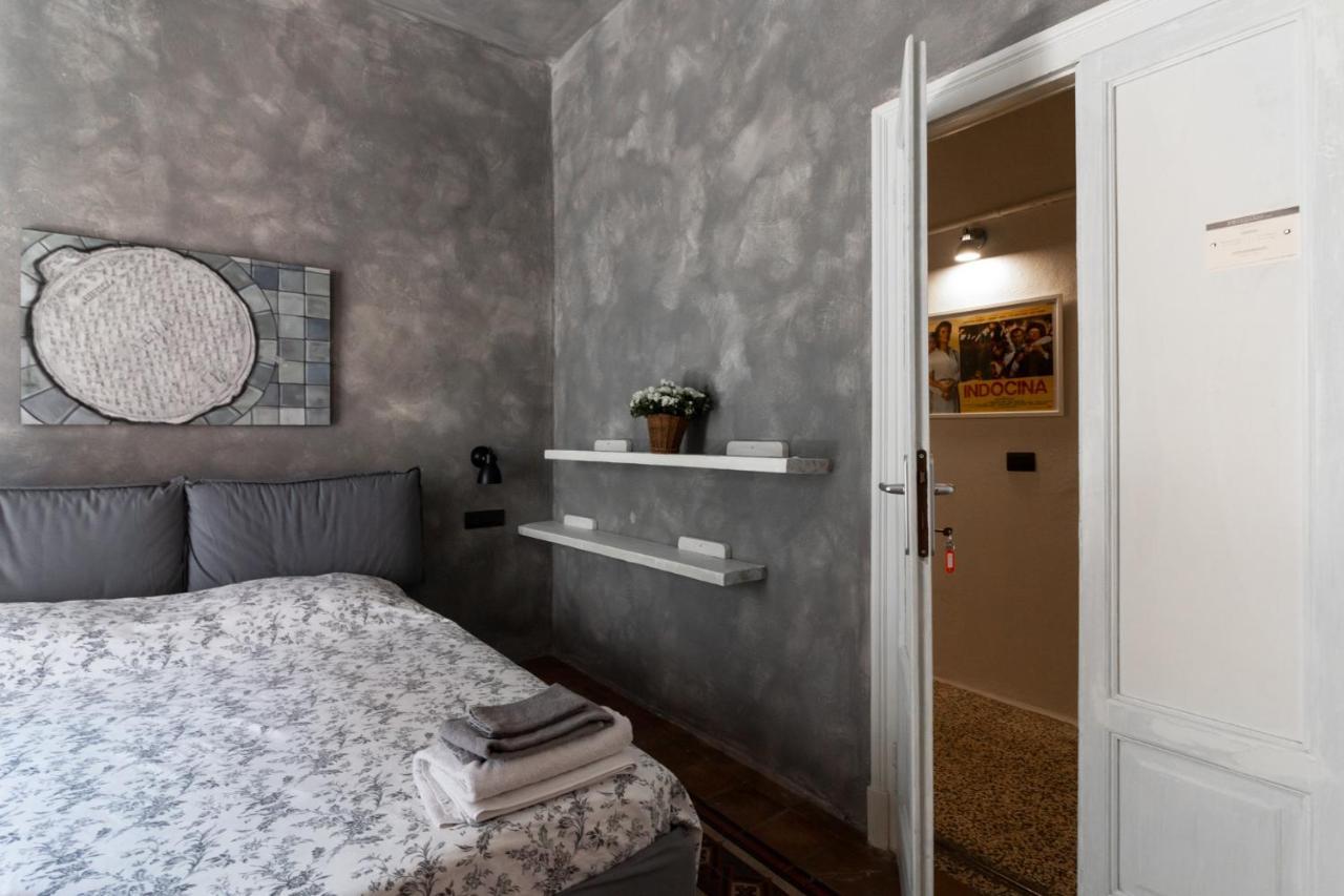 La Locanda Del Teatro Milan Luaran gambar